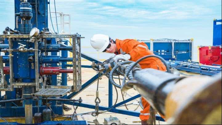 Fundada en 1953, Liquigás se dedica a envasar, distribuir y comercializar Gas Licuado de Petróleo (GLP) y atiende a consumidores residenciales y a sectores como el comercio / Bigstock