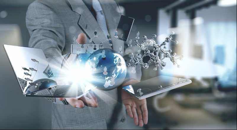 eFront atiende con sus soluciones a más de 850 clientes en 48 países / Fotolia