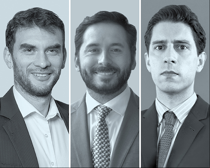 Carlos Glave, de Miranda & Amado Abogados (izquierda); Ignacio Pera, de Dentons Larrain Rencoret - Chile (centro) y Felipe Mariño, de Cuatrecasas - Colombia (derecha).