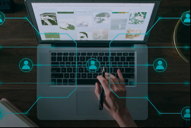 Contar con presencia online te ayuda a generar clientes potenciales. / Freepik