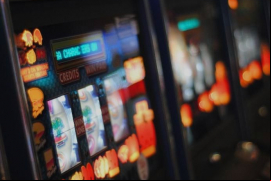 México fue pionero en regular los juegos de azar en 1947, con la Ley Federal de Juegos y Sorteos./ Unsplash - Hello I'm Nick.