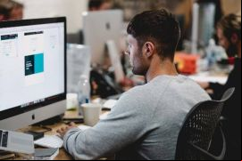 En Colombia buena parte de los emprendimientos tiene que ver con tecnología y moda./ Unsplash - Studio Republic