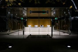 Los sistemas modernos no solo almacenan información; la organizan, la contextualizan y la hacen accesible. / Unsplash.