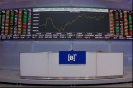Los analistas muestran cautela en sus proyecciones para el mercado de capitales brasileño y no ven posibles OPI en el actual contexto ./ Tomada de la página de B3 en Facebook.