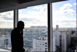 Hay un fenómeno interesante: los socios y los abogados senior concentran la mayor carga laboral. / Unsplash, Romain V
