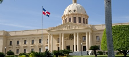 EY Law & Tax cuenta con 137 abogados y, en total, más de 295 profesionales en Centroamérica, Panamá y República Dominicana / Bigstock