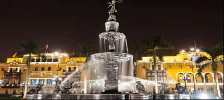 La socia está basada en Lima, Perú / Bigstock