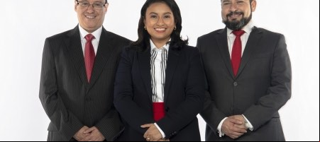 De izq. a der.: Godofredo Siercke, Graciela Cruz y Melvin Estrada 
