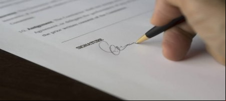 La operación incolucra dos contratos de notas y un convenio entre acreedores / Pixabay