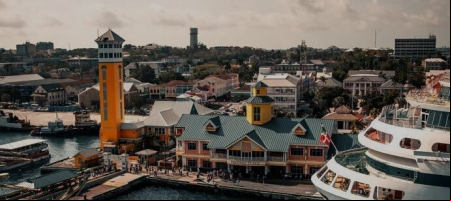 Islas Marshall, Nevis e Islas Caimán cuentan con esta regulación. Seychelles se unirá pronto a esta lista, según indica María Macrini, especialista del departamento Corporativo Internacional de Quijano & Asociados. / Nassau, Bahamas - Collin Lloyd, Unsplash.