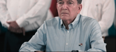 La Ley 316/2022 fue emitida por el gobierno de Laurentino Cortizo Cohen en un contexto de presión política. La normativa regirá a partir de febrero de 2023. / Twitter @NitoCortizo.