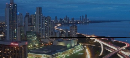 La clave: poner en práctica el mantra del ensayo y error; y una escucha atenta a las tendencias en otros frentes que no solo sea el legal. / Panama City - Wikicommons. 
