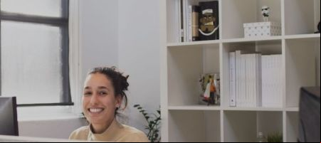 Una SACS se puede constituir en línea, por un costo total aproximado de 2,05 dólares. / Unsplsh, True Agency.