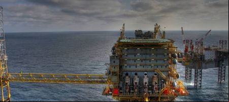 El Grupo QatarEnergy opera en Brasil en la venta de gas natural y en la exploración y producción de petróleo y gas./ Pixabay - Kristina Kasputienė.