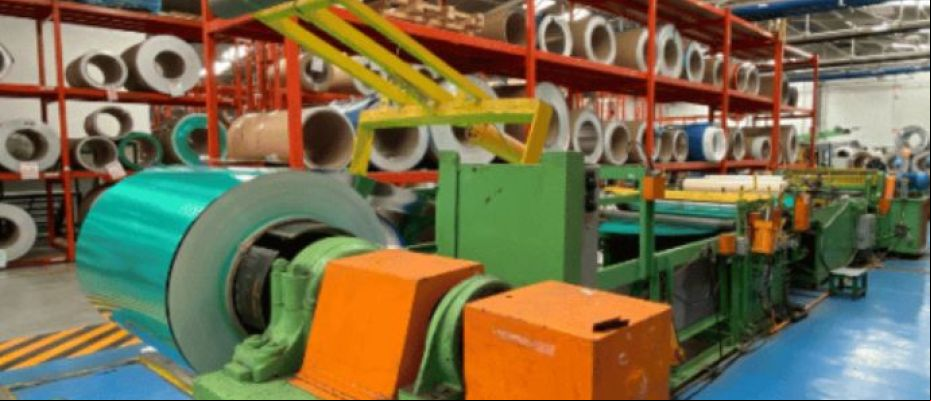 El portafolio de Kloeckner México incluye láminas, rollos, perfiles, rollos especiales, acero inoxidable, aluminio, papel aluminio y acero al carbón./ Tomada del sitio web de la empresa.